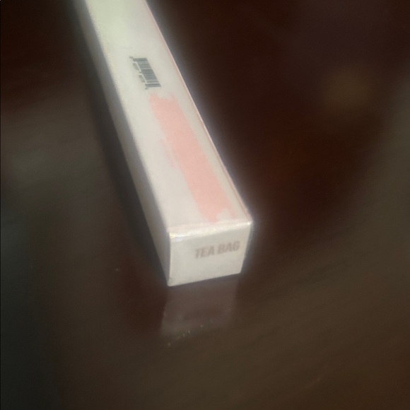 Jeffree Star Supreme Gloss - Tea Bag - Picture 5 of 5